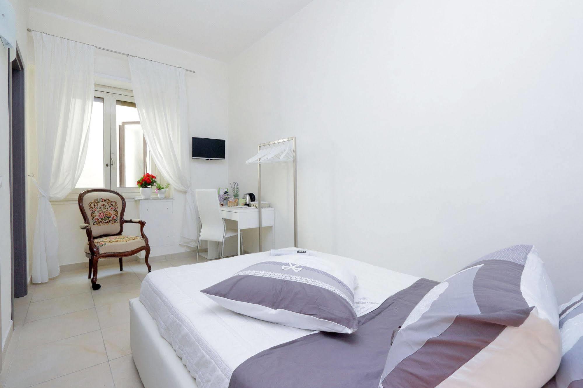 San Pietro Stazione Guesthouse Rom Exterior foto